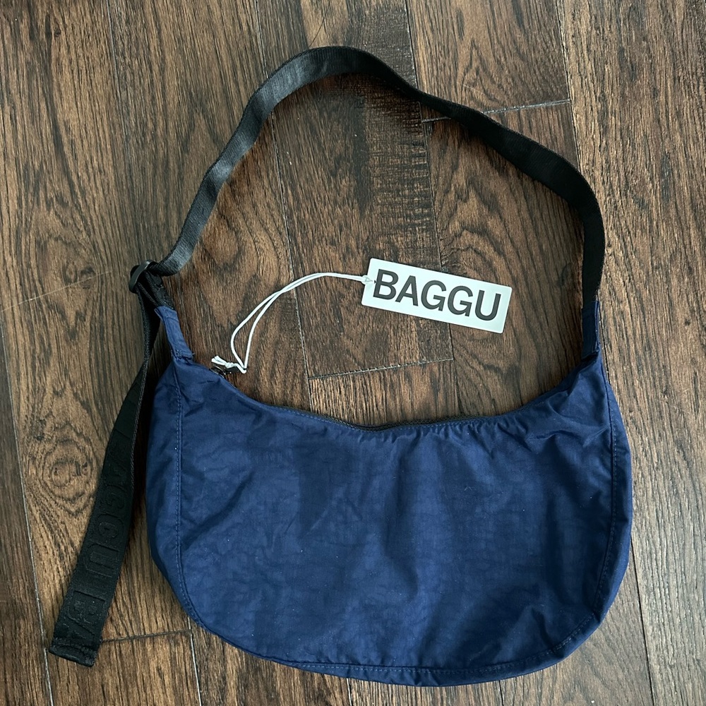 BAGGU - Navy - Medium Nylon Crescent Bag